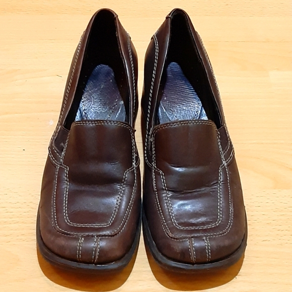 Vintage Leather Shoes - Picture 2 of 7